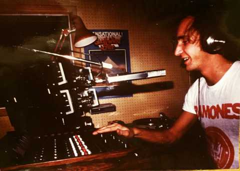Bari, dj set di Luca De Gennaro al Caff Nero